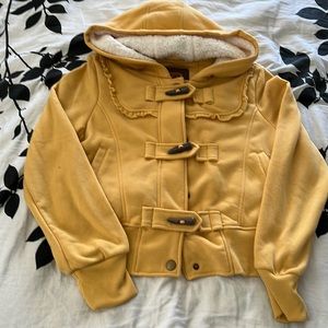 Pastel yellow sweater